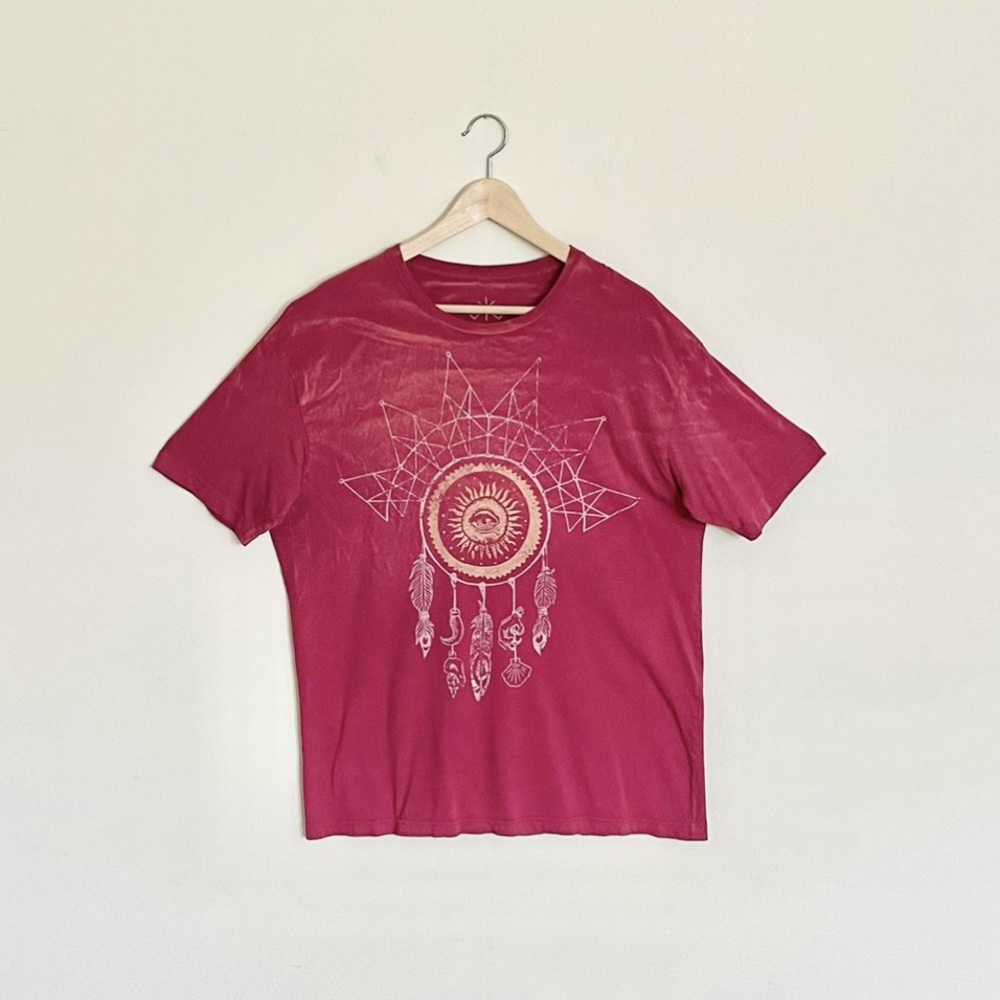 Life Clothing Co. Sun Eye Dreamcatcher Graphic Red Distressed T Shirt Adult XL